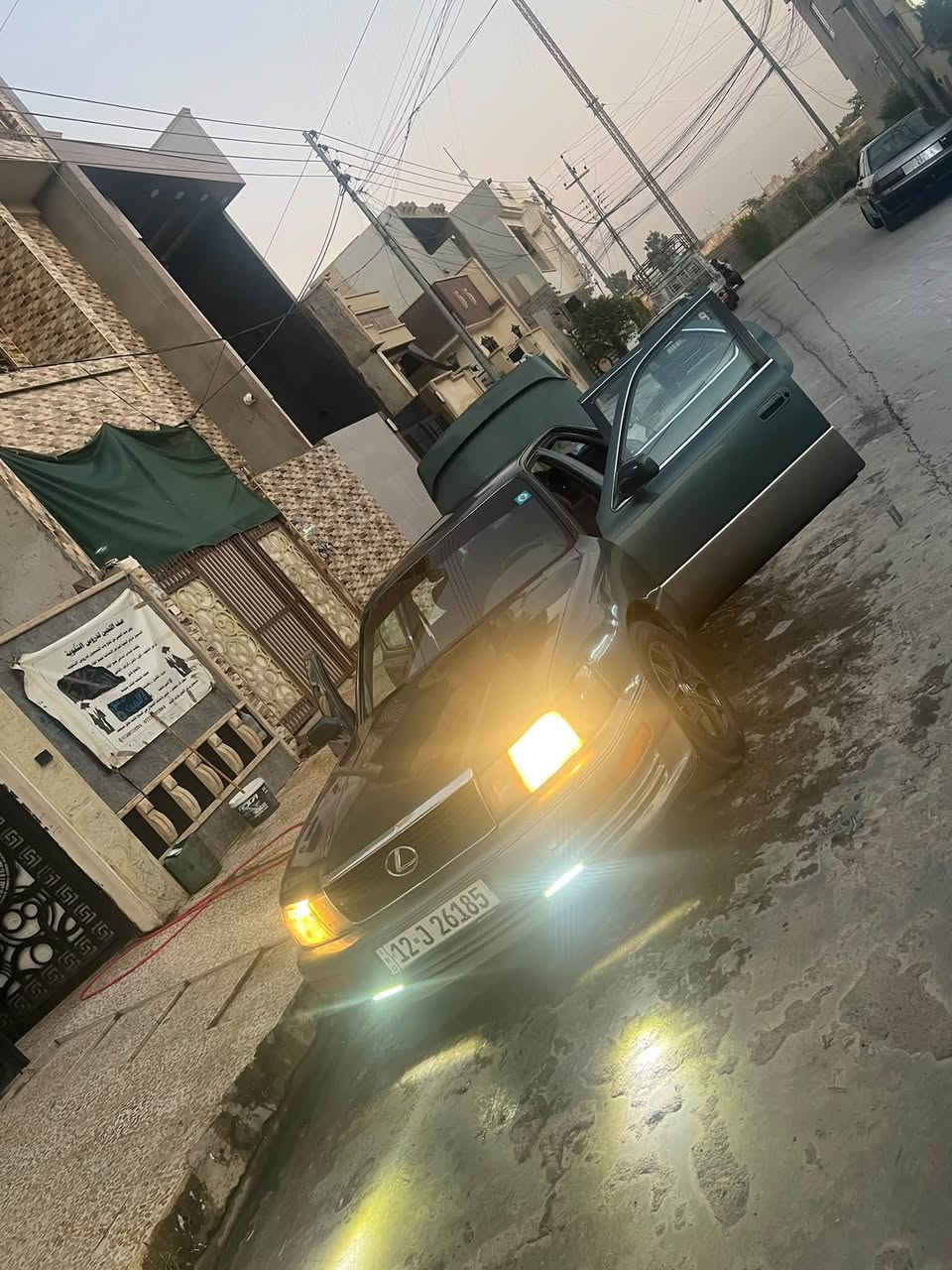 لكزز Ls400
موديل ٩٤  
يعني الياباني الاصيل ام شارع 
سيارة نظافتها مثل صور 
كل شي شغال 
مكينة بطه ٣٠٠٠ 
رقم سنويه جديد 
تريد تحويل تريد وكاله 
مكفوله من كصه والضربه 
مكان سيارة موصل 
سعر بلاااششش  ٤٥ فقط 
تم تنزيل سعر بسبب وعود كاذبه حشاكم 

الشراي يرسل خاص او واتساب ***********
