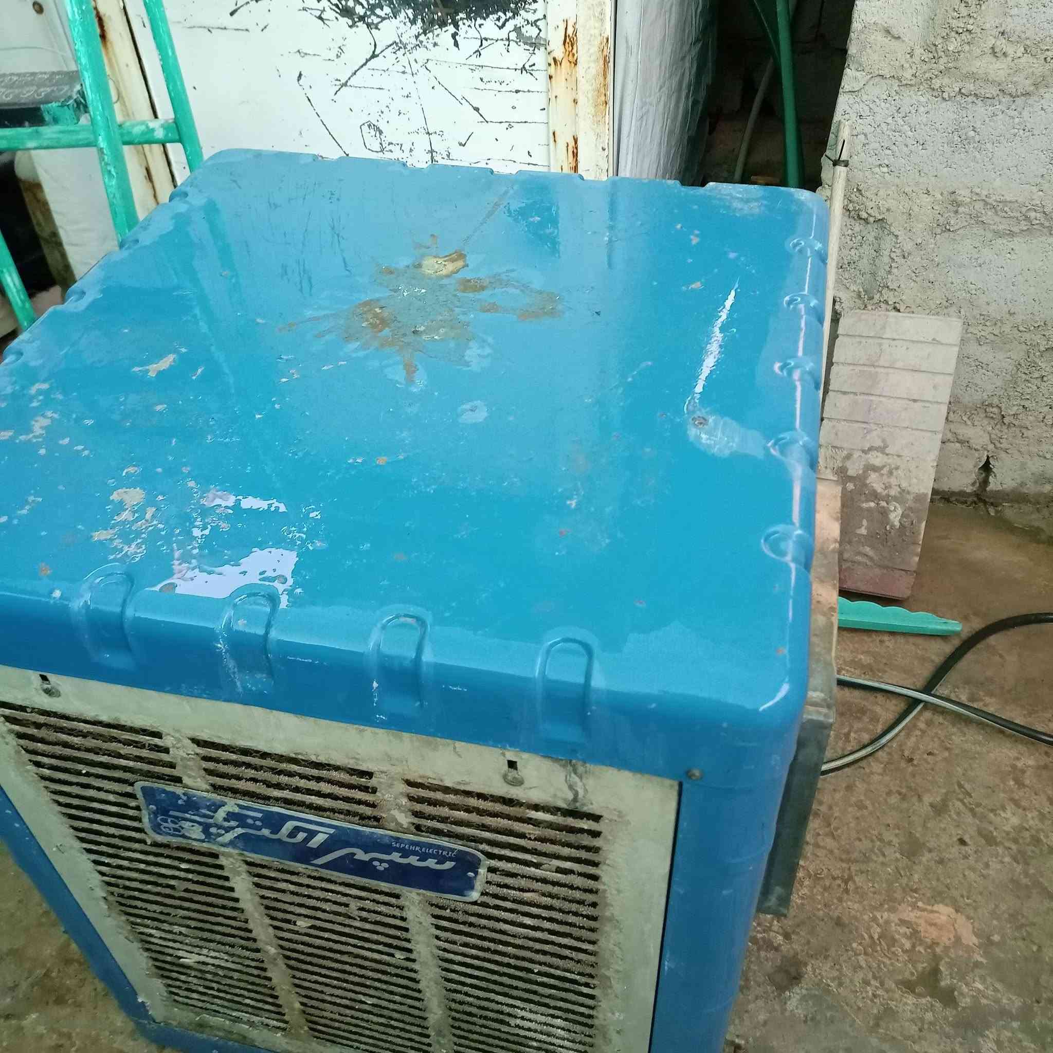 موبرده للبيع سوبر باب ول نضيفه شقاله بل شرط تفحص أو تأخذ سعر 60 رقم *********** أو راسل مكان كركوك 55

