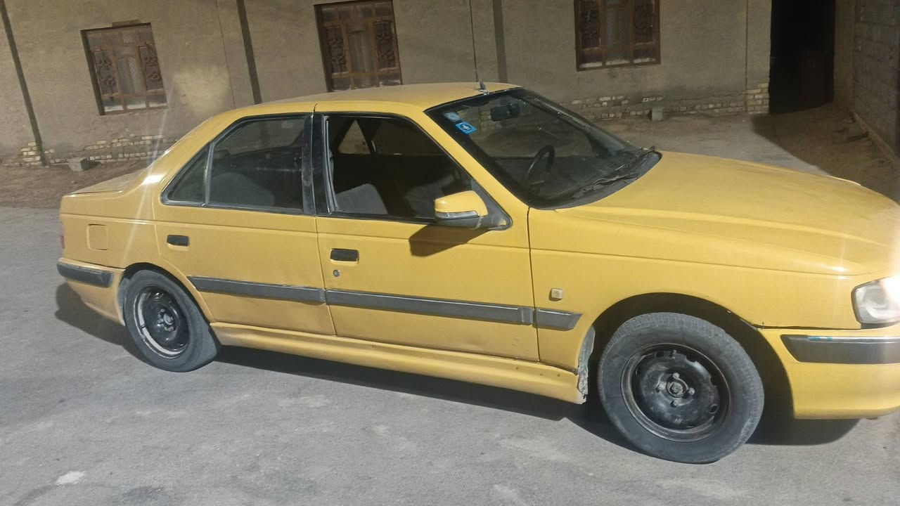 سياره بيجو للبيع.   20015.   ***********. سعر 22 وبيها مجال
