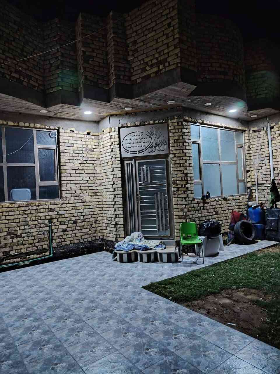 🏠 بيت للبيع
📍 الموقع: العامرية  - مجمع الصحه 
📐 المساحة: 200 م²  
🏡 طابق واحد  
🛏️ غرفتين نوم  
🛋️ هول  
🍳 مطبخ حار وبارد + كاونتر  
🚿 حمامين، داخلي وخارجي  
🛣️ شارع 15  

للاستفسار ***********
