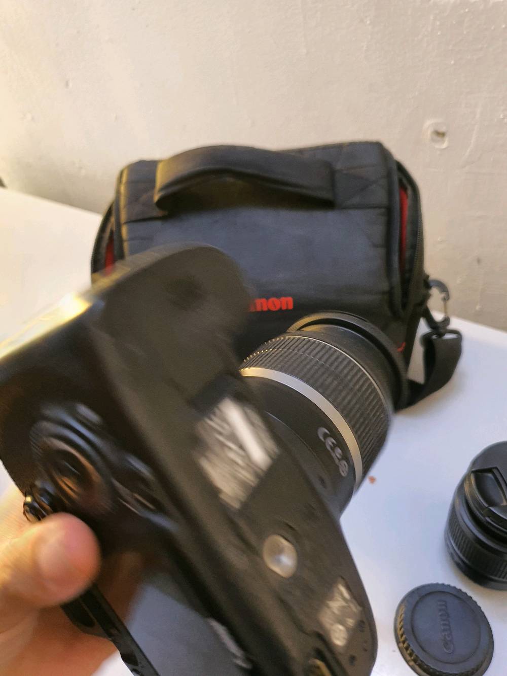للبيع  كانون 7D  كامل ملحقات شاحنه بطاريه رام عدسات ثنين جنطه وصلة نقل  سعره ٣٥٠الف  توصيل لكل العراق