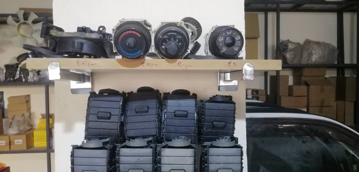 قطع غيار • هايس • نيسان