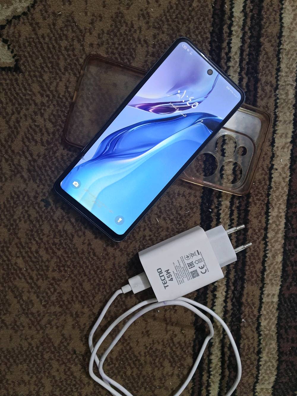 تلفون infinx hot 40 pro
جهاز نضيف كلش الذاكره 256 جهاز نضيف بي خلل واحد السماعه الجوه عطلانة والباقي ما بي شي 
يجي وي الجهاز الكارتونة الاصليه مالته والشاحنة الاصليه مالته 
السعر 150 الف مكاني بغداد مدينة الصدر قطاع 48 
للتواصل ***********