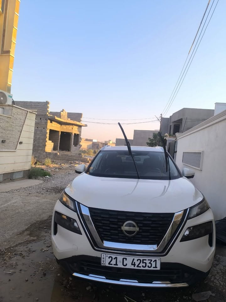 فول SL • ٥ كامرات • دفع رباعي AWD
