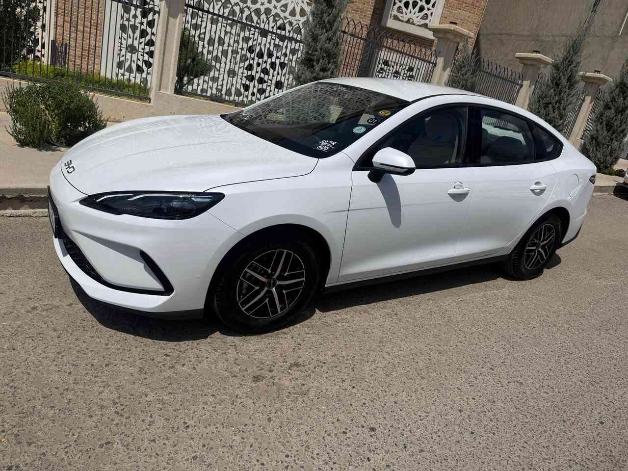 Byd seal 05 2100km
بى بوّياخ بى سارد بى ته رزه ٢٠٢٥ ويل كروم تازه رونى كوراوه6000kmروشتوه جوانكارى  بو كرا وه١٤٧ كه ميك مه جال*********** السليمانية, العراق
