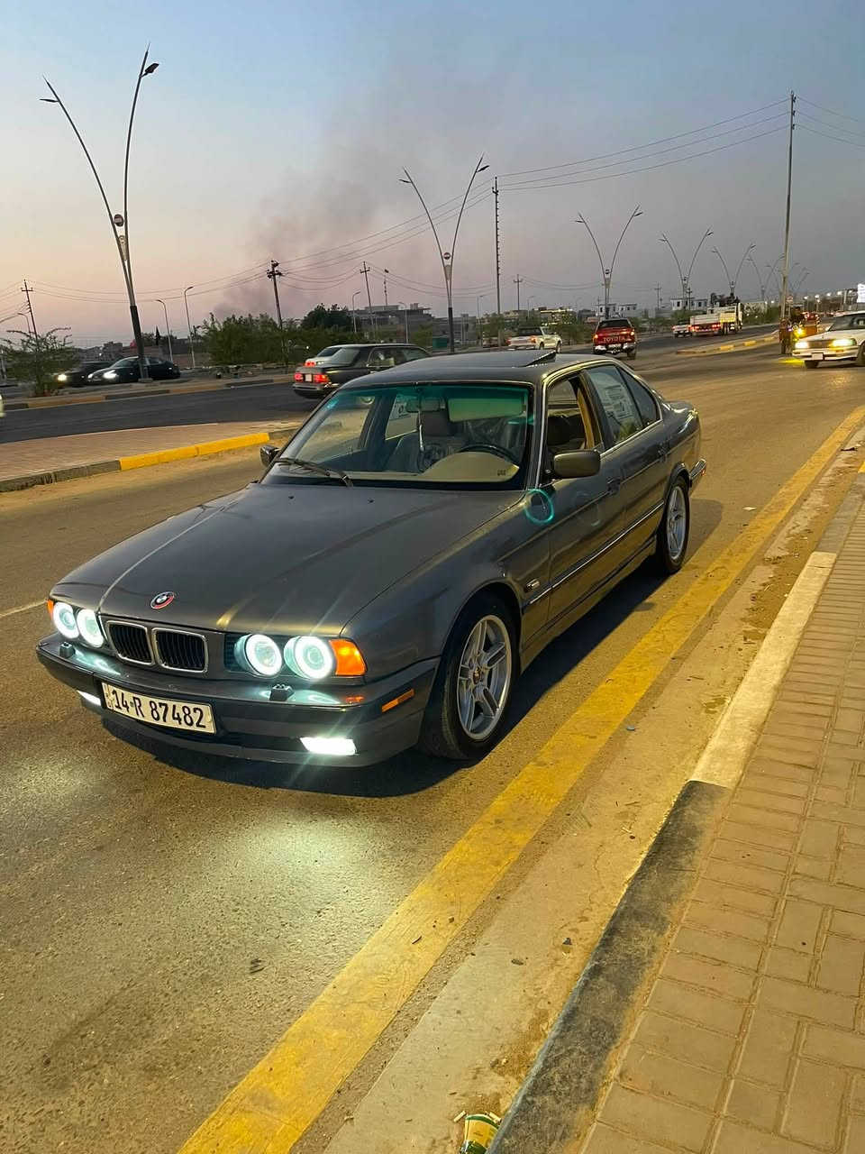 للبيع بي ام 525 موديل 1992 محرك مسكر كير عادي صدر امامي خلفي جديد تخم تاير بدون حادث صبغ عام جماليه  رقم البصره سنويه جديده هزه جديد  السعر 53وبيه مجال مكاني البصره
‏ما متواجد على النت ***********
