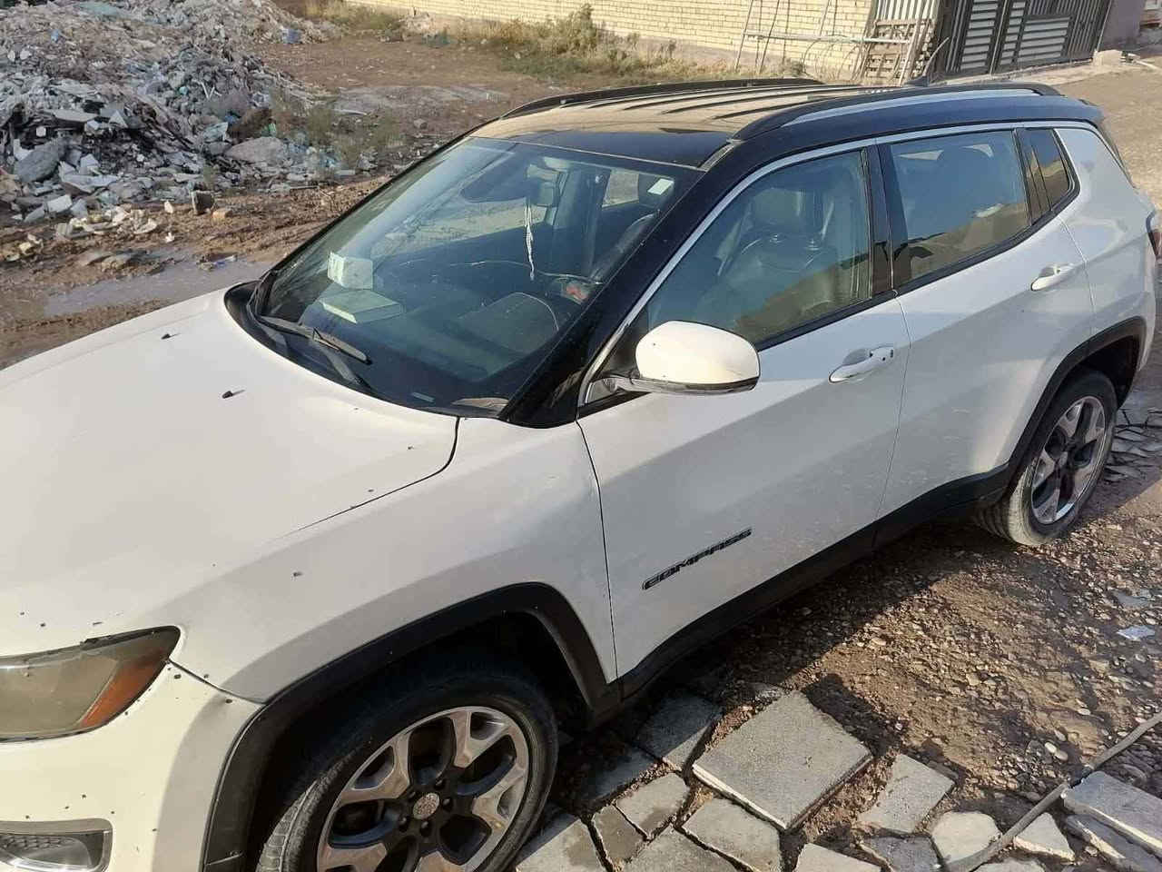 سلام عليك جيب كومباس للبيع 2018 لمتدد   جنطة كهرباء اشاير بلمري مري كهرباء وهيتر ستيرن كهرباء كشنات كهرباء تبريد وتدفئه صندوق كهرباء حساسات أمامي خلفي
السعر 110 وبيه مجال حك الجيه 
 دواخل نظيفة
مكان سليمانية رقم دولي  بغداد بأسمي
*********** السليمانية, العراق
