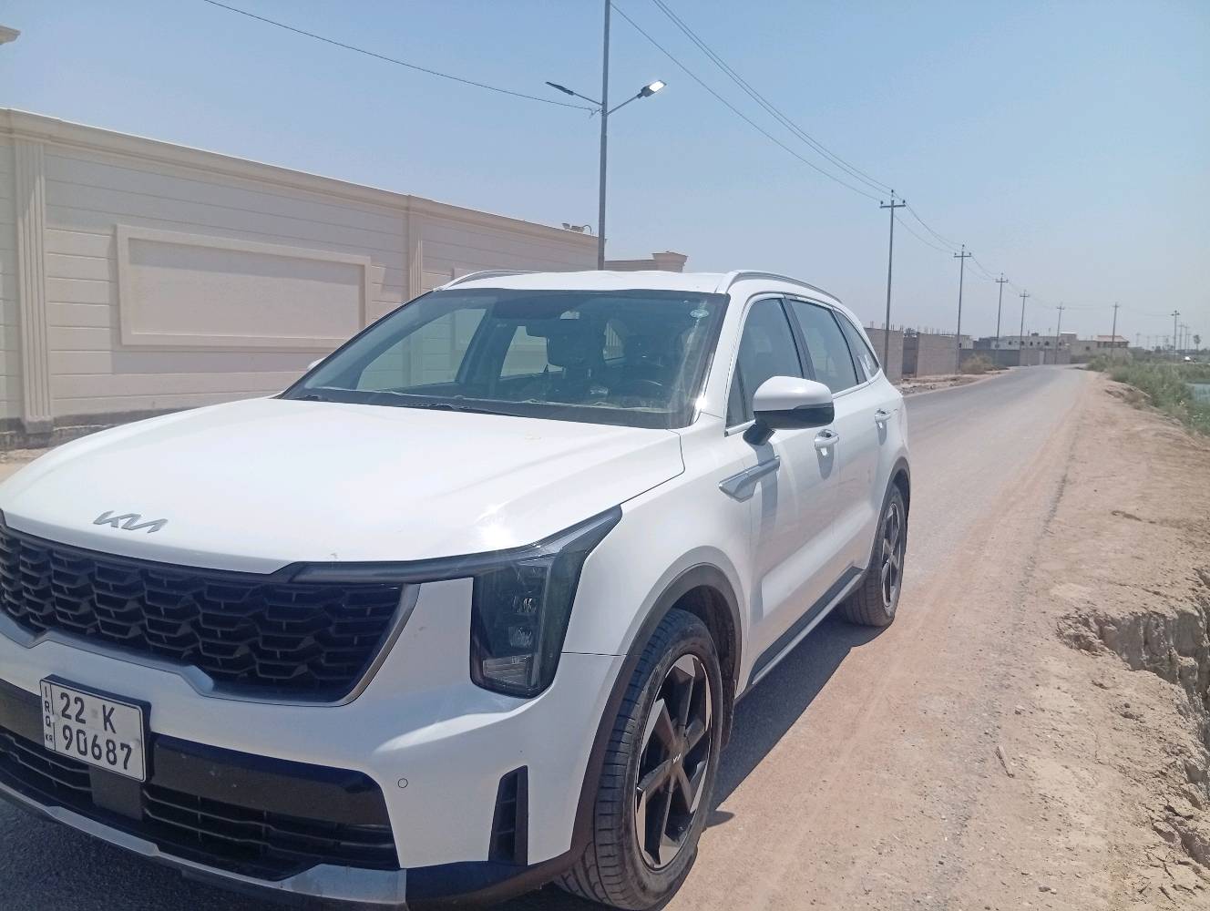 سلام عليكم سورنتو البيع مديل 2025 ريدنها 310بها مجال