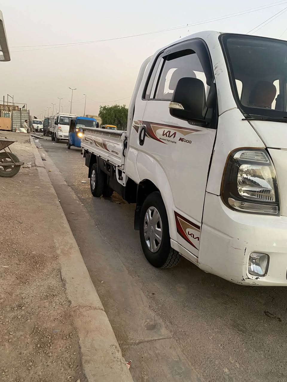 السلام عليكم
كيا حمل بنكو نثية، موديل 2024، السيارة بيها حادث، زيرو، ماشية 2217 كم.
السعر: 120$
موقع السيارة: مدينة الصدر.

ملاحظة: مكلّف بالنشر.
صاحب السيارة: مهدي
***********
