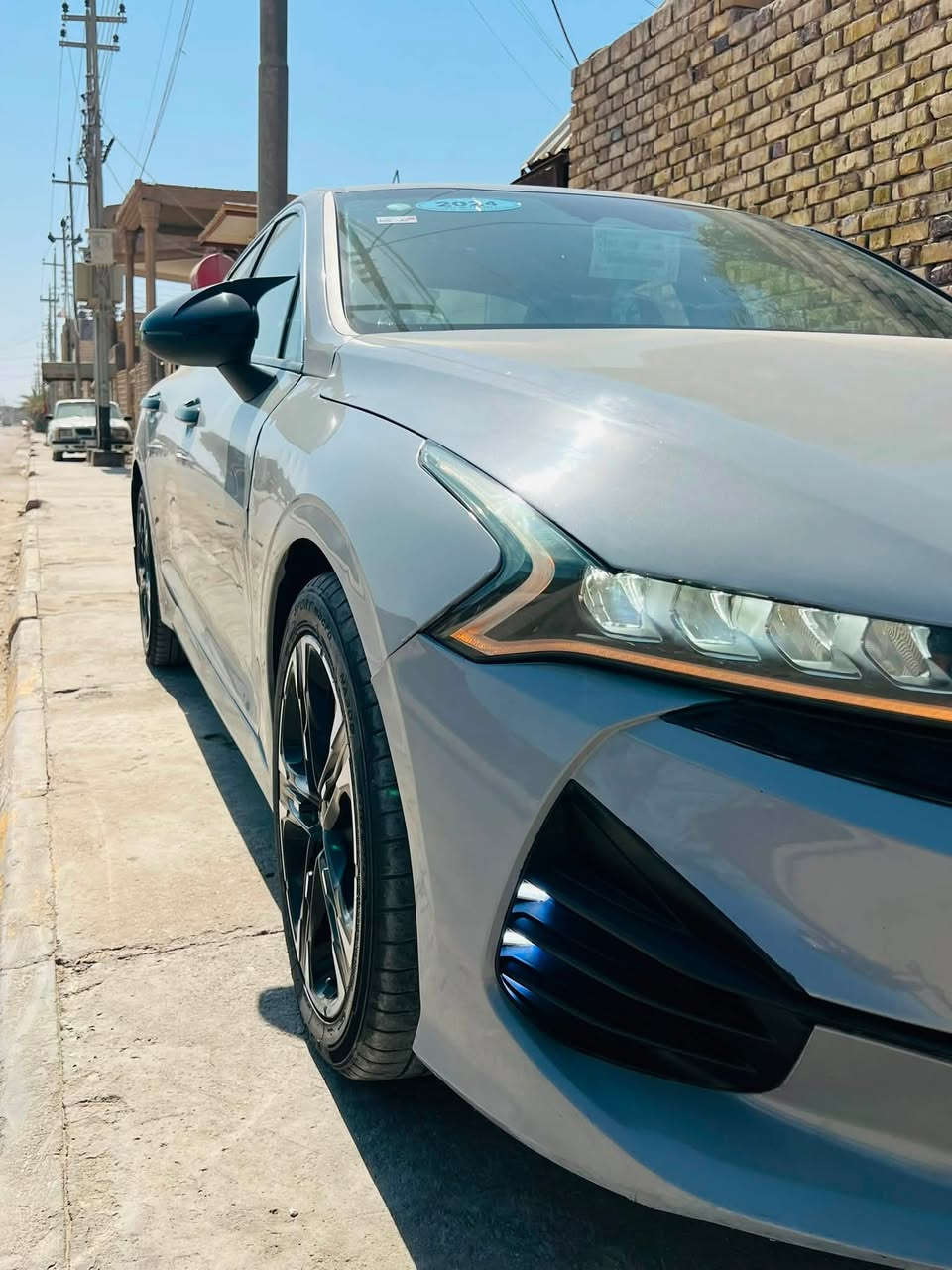 السلام عليكم
كي فايف 2024 لون اسمنتي  
رقم بغداد حره تحويل 
وارد امريكي 
محرك 1600 تيربو   
ماشيه  19 الف   
مواصفات فول المعروفه جيتي لاين
حادث بدون تبديل ليبل واحد
بيها طرف البنيد صبغ وداير الخلفي هم 
السعر 160
مكاني الناصريه 
***********
