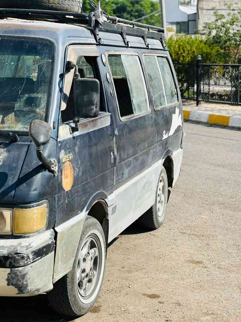 السلام عليكم ورحمة الله
سيارة بستة للبيع
موديل 95
سنوية شهر ال12
السعر اتصل خاص. ***********
