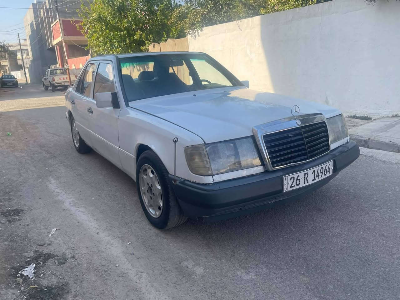 مارسدس دب موديل 87 كير محرك بطه 2500 رقم صلاح الدين سنويه لحد 31 هزه جديده السياره بيها بس ٣ قطع صبغ والباقي كله بلاد السعر 45 وبي مجال حك الجيه 
***********
