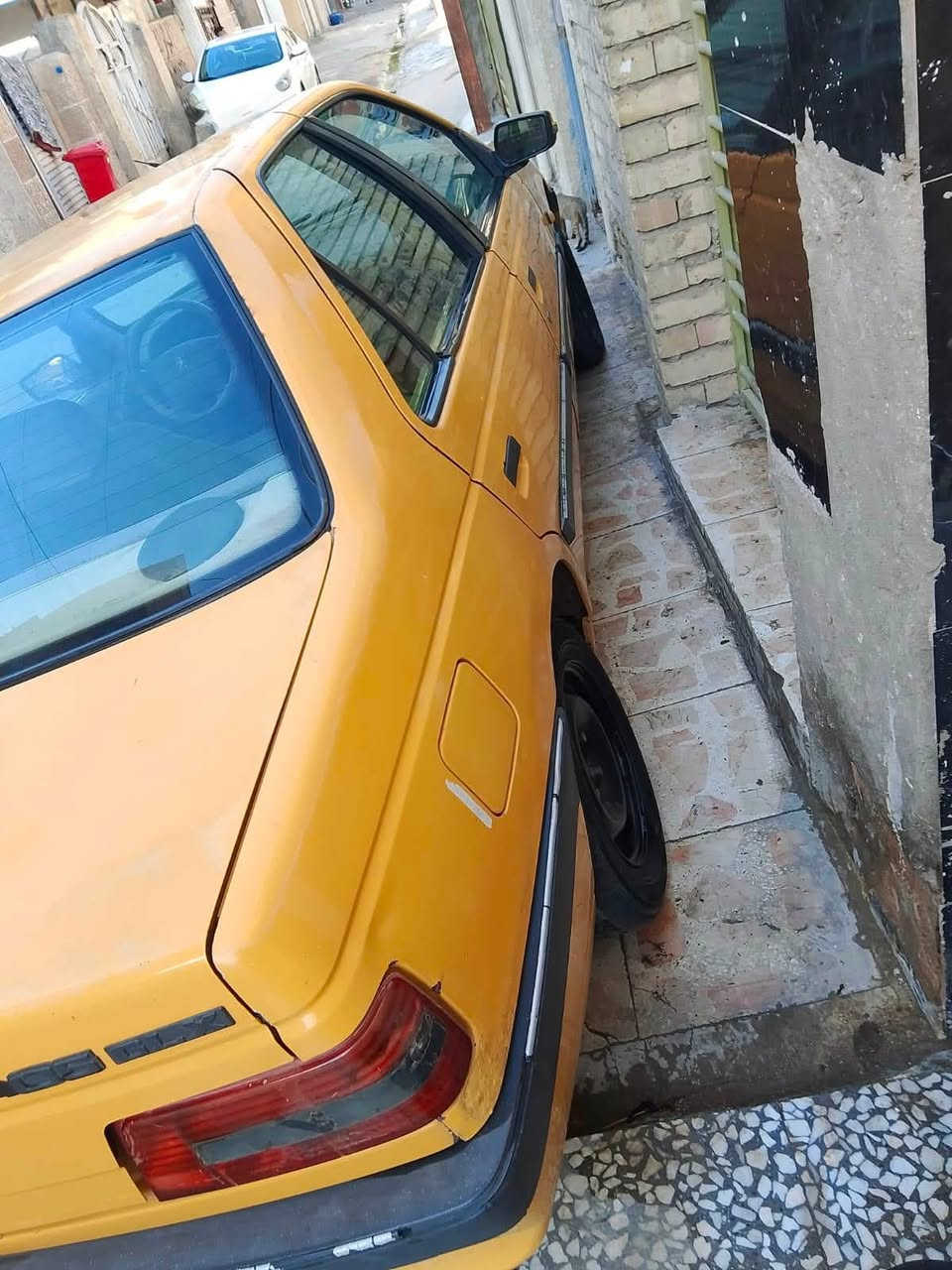 سلام عليكم سيارة للبيع GLX 405 مصفرة هيئة وغرامات تحويل ثاني يوم موديل 2010 سيارة جاهز سعر22وبيها مجال حك الجية مكاني بغداد رقمي ***********
