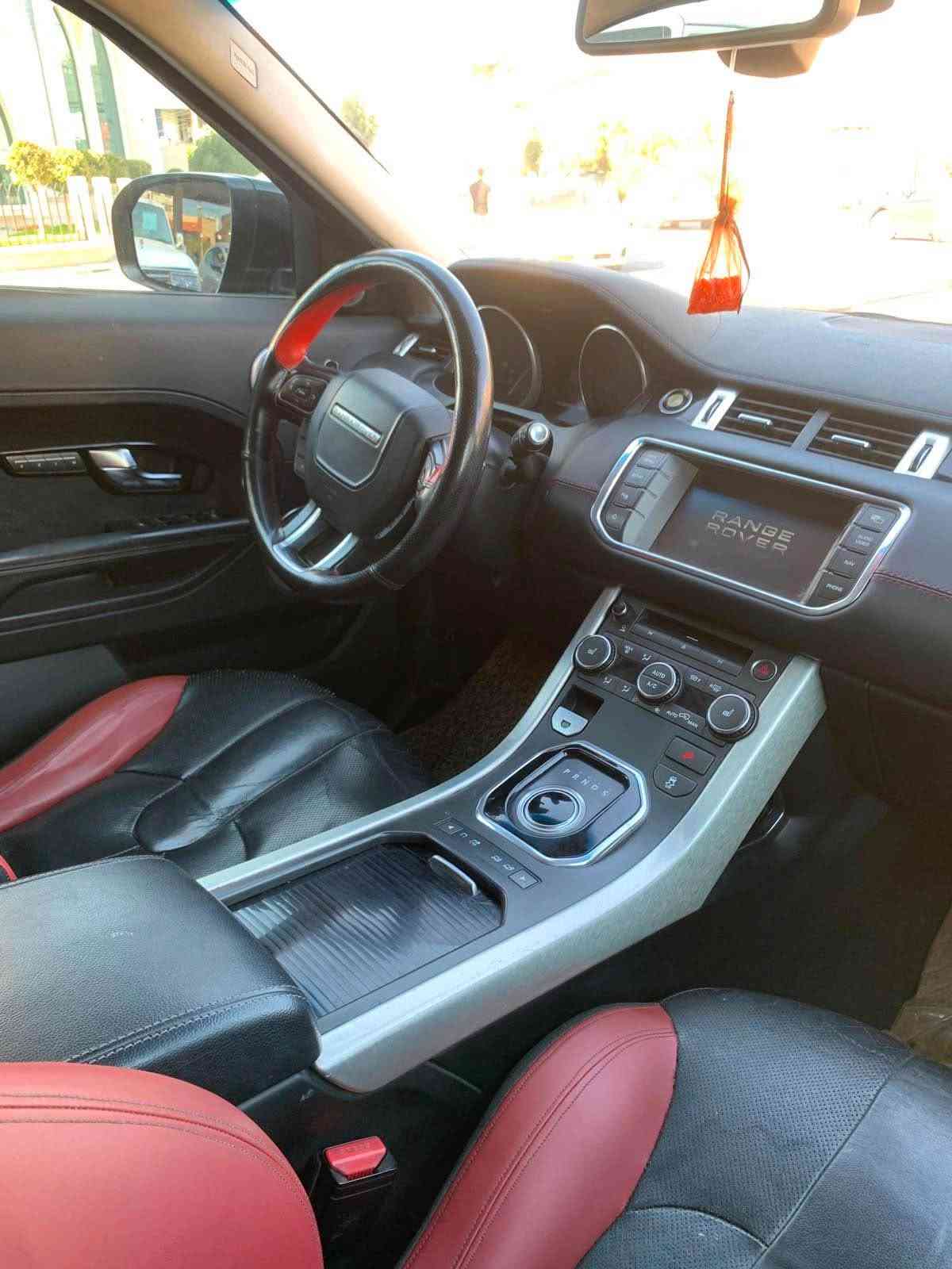 landrover Evoque 2012
مواسەفات / SD4 
مەکینە / 4 پستن   gaz  کەپس
ڕۆیشتن/ 206000km
                    تەعدیل ساردی بەینی دوو دەرکا رەسم دانراوە
بۆنتیەکەشی  کەمێک کاڵ بۆتەوە
بێ بۆیاخ clean title 
ڕقم سنوی نوێ2027
نرخ/  110$  
ناونیشان/ هەولێر
واتساپ/***********

عربی/
لاند ڕۆڤەر  ئی ڤوک ۲۰۱۲
کلین  کفالە عامە
تعدیل بین بابین بارد
و تکحیل صبغ بالبونید  مبین کلشی بالصور
مواسفات / SD4 
محرک / ٤ سلندر دیزل  کەبس
رقم سنوی جدید ۲۰۲۷

سعر / ١١٠ ورقە
عنوان/ اربیل
واتساب/ *********** أربيل, العراق

نص مكتوب في الصور:
- #530