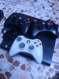 اكس بوكس 360E • ٣ جوستك • ٢ جوستك اصلي