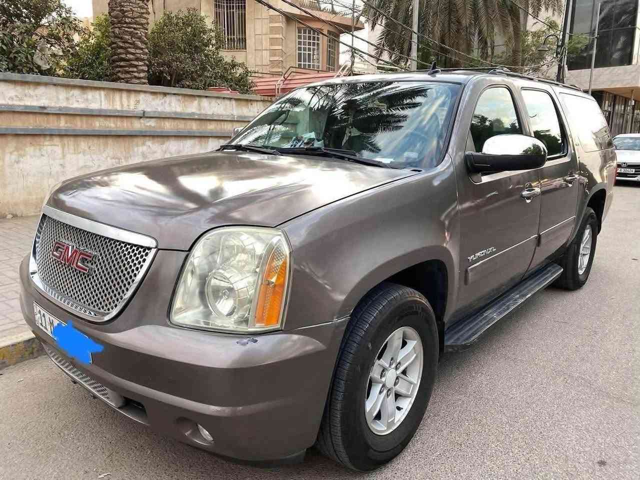 🚗 للبيع: جي إم سي يوكن SLT 2013
رقم ( أنكليزي دولي) بغداد خصوصي 

(فحص وهزه جديده)

     ( مشروع وطني) 

 (سنوية جديدة. )

(لغاية 30/11/2030

📍 مكان السيارة: السماوة – قضاء الخضر

📞 للتواصل: ***********

📊 المسافة المقطوعة: 163,000 ميل قابلة للزيادة 

🛠️ المحرك: 8 سلندر – 5300cc

كير محرك اكسل شرط 

برغي ممفتوح بيهن

⚙️ المواصفات: فئة SLT

(7) راكب

• مقاعد أمامية كهربائية

• تدفئة مقاعد 

• مثبت سرعة

• تشغيل عن بعد

• تحكم ستيرن جهتين

• ترحيب بالمرايا

• تحكم دواسات بنزين

             (مع)

• بريك كهربائي

• كاميرا خلفية بلادية 

• تبريد ممتاز جيدجداً 

• دواخل سوداء نظيفة جدًا جداً

• كامل المواصفات ما عدا الفتحة

⚠️ أضرار السيارة:

• وارد امريكي 

• تبديل الجاملغ الأمامي الأيسر والبنيد

📌 تفاصيل إضافية:

• السيارة بسمي 

• ⁠تحويل ثاني يوم

• ⁠بدون وكالةً 

• شرط التحويل

• طخم إطارات جديد مع بطارية جديدة

• حدادية جديدة

• طخم دبلات جديد

💰 السعر: 190) ورقة $
