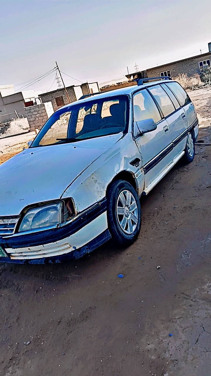 أوبل اوميكا ستيشن موديل 91كير ومحرك شرط اسياره يعوزة ترتيبات بسيطه رقم نينوى أخضر تريد تحويل أو وكالة اسياره موجودة بعوينات السعر 14وبيه مجال رقم تلفون ***********     ***********
