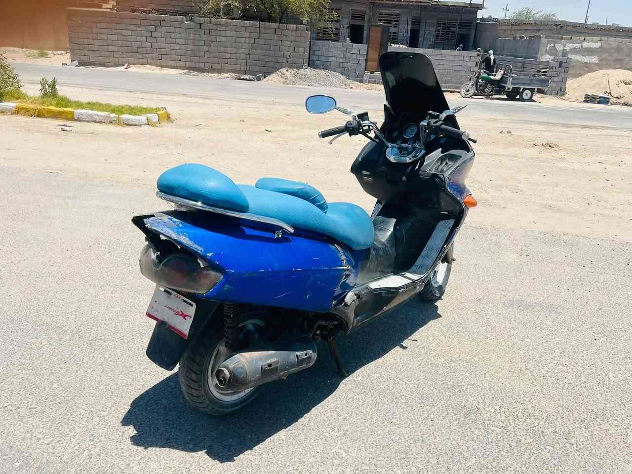 فورزه 06 سعر150 الف قفل ابيع كوم حديد دراجه تشتغل بس عوزه تعديل ابيع كوم حديد كوم حديد مكان سفون قرب مدرسه تعاون ***********
