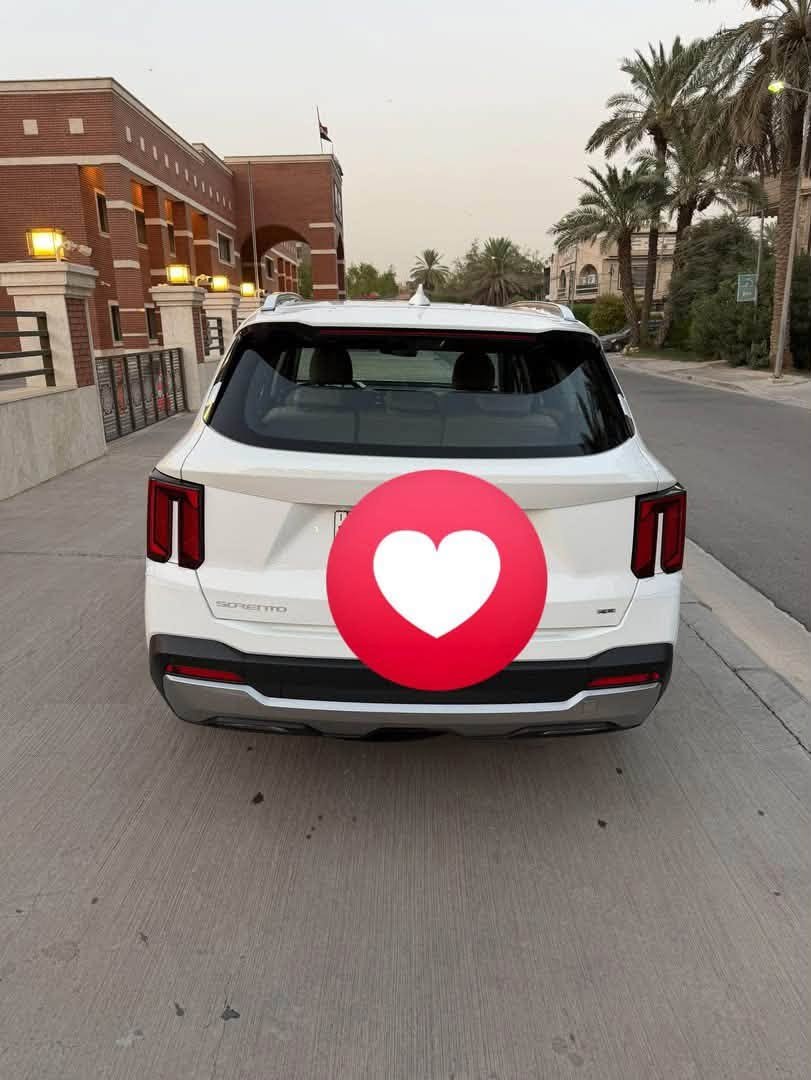 تحيه طيبه
سورنتو 2025دوليه ام الضمان

ماشيه 17الف كفاله عامه بحاله الوكاله 

رقم بغداد باسمي تحويل مباشر 

5كامرات 

داتاشوا

كراسي كهرباء وجلد وحار بارد

بانوراما 

(فور ويل)

مكانه زيونه 

سعره 35الفو500دولار يعني 3شدات و55ورقه وبيه شي بسيط حك الجيه 

***********
