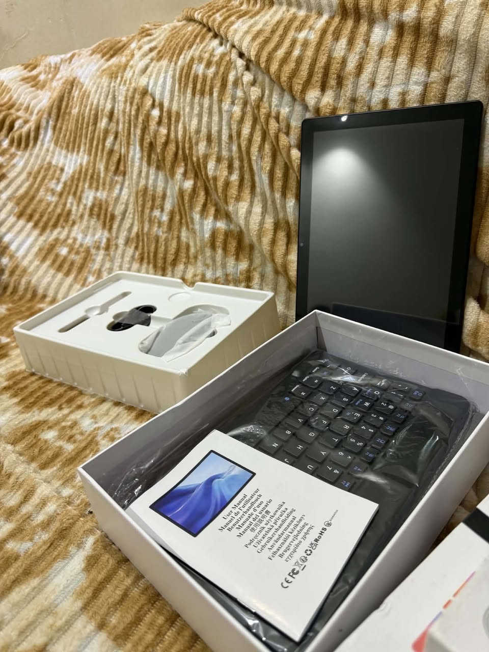 تابلت T10 • ١٠ بوصة • ٦٤ جيجا