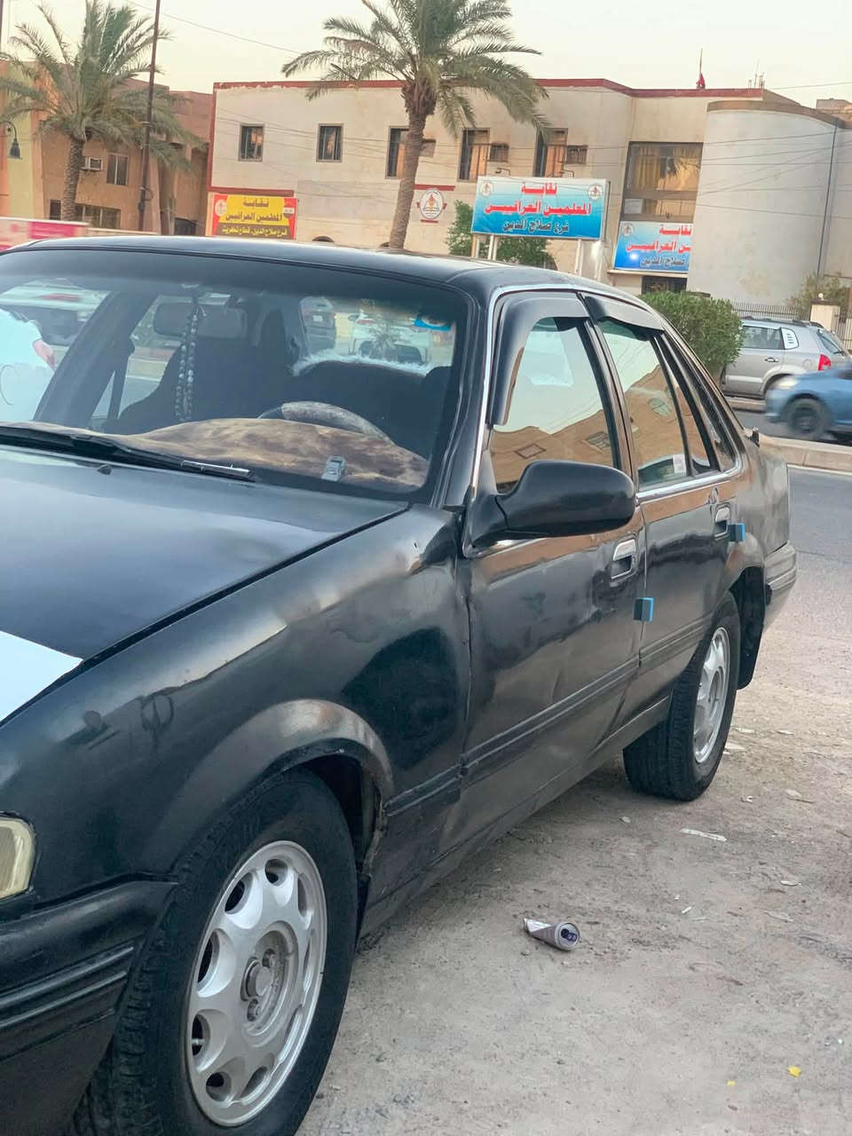 دايو برنس.
موديل 1995 

سياره نضيف وحلوة 

صدر جديد 

كير اوتو  

***********
