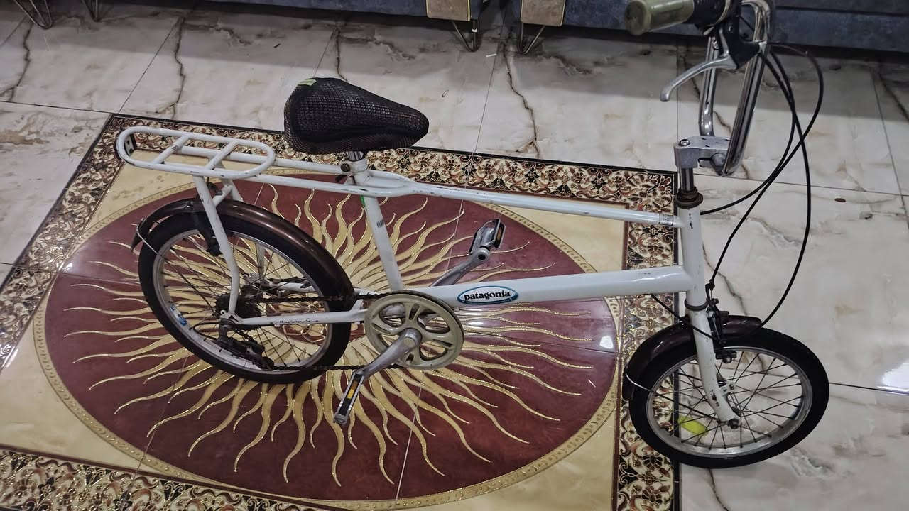 السلام عليكم بيسكل للبيع الديوانيه چلبيه السعر ب50او بيه مجال ***********
