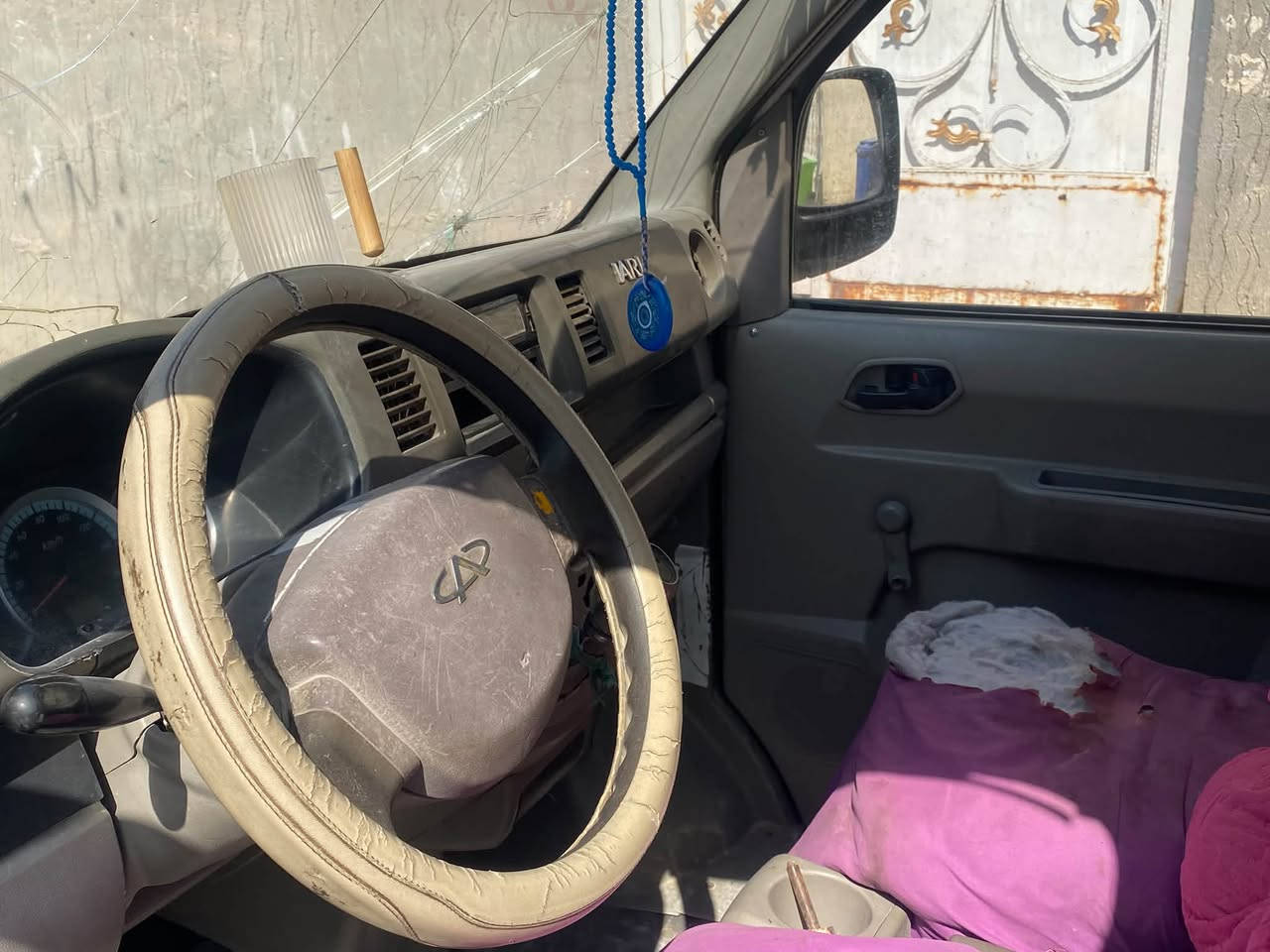سلام عليكم للبيع شيري واحد طن مديل ١١ مكينة وكير وكسن مكفولات تخم تاير جديد وياهة عمارية ومحجر سعر ٢٢ وبيهة مجال تحويل شوكت مايعجبك مكاني النجف للبيع ولمراوس حسب القناعة***********
