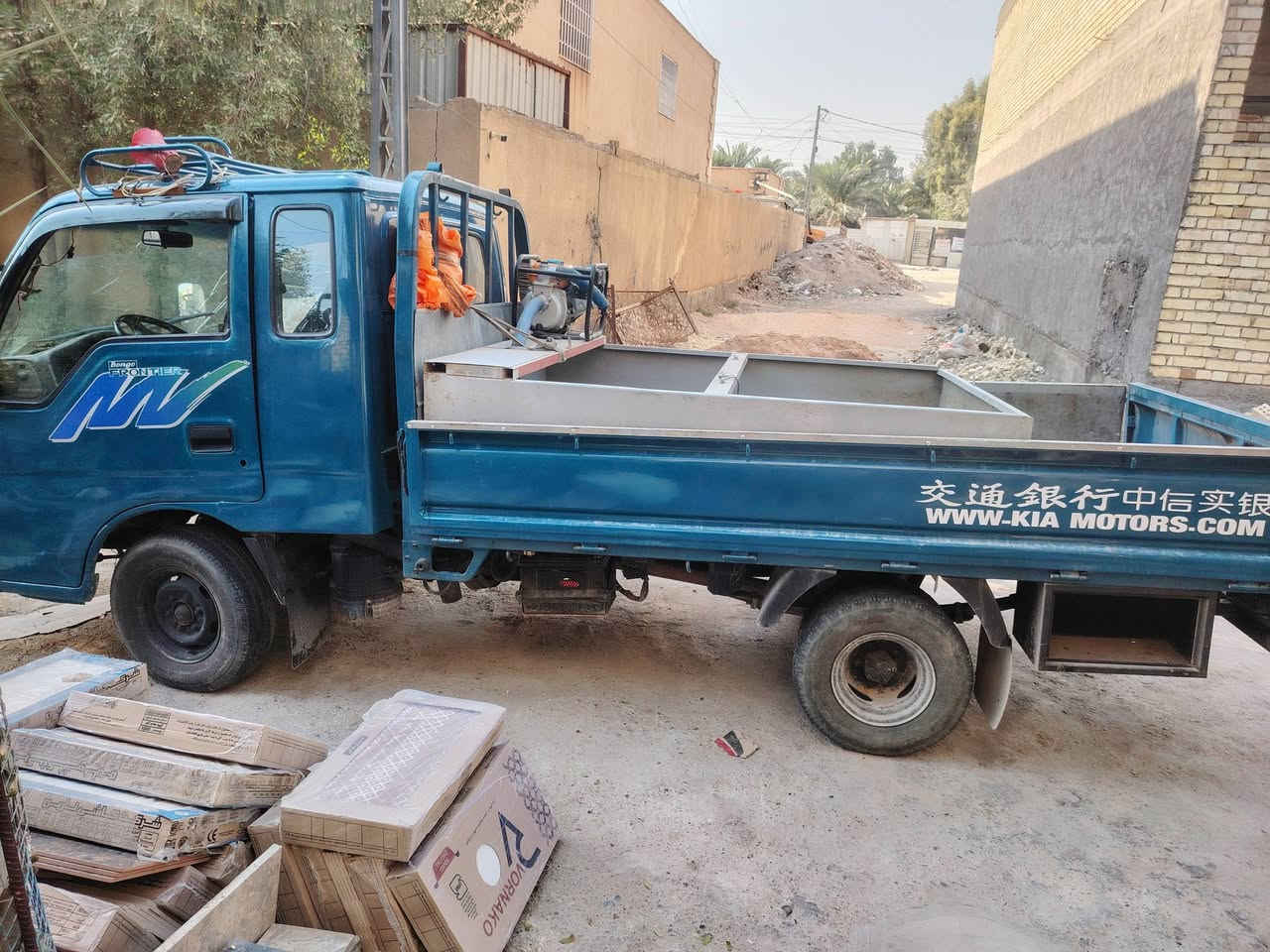 كيه فنتيره موديل ٩٧ السياره معمره ومصبوغه
السياره رقمه بغداد تحويل ثاني يوم السياره جاهزه من كلشي الشاصي مكفول السعر ٥٦ مكاني بغداد رقمي للاستفسار ***********
