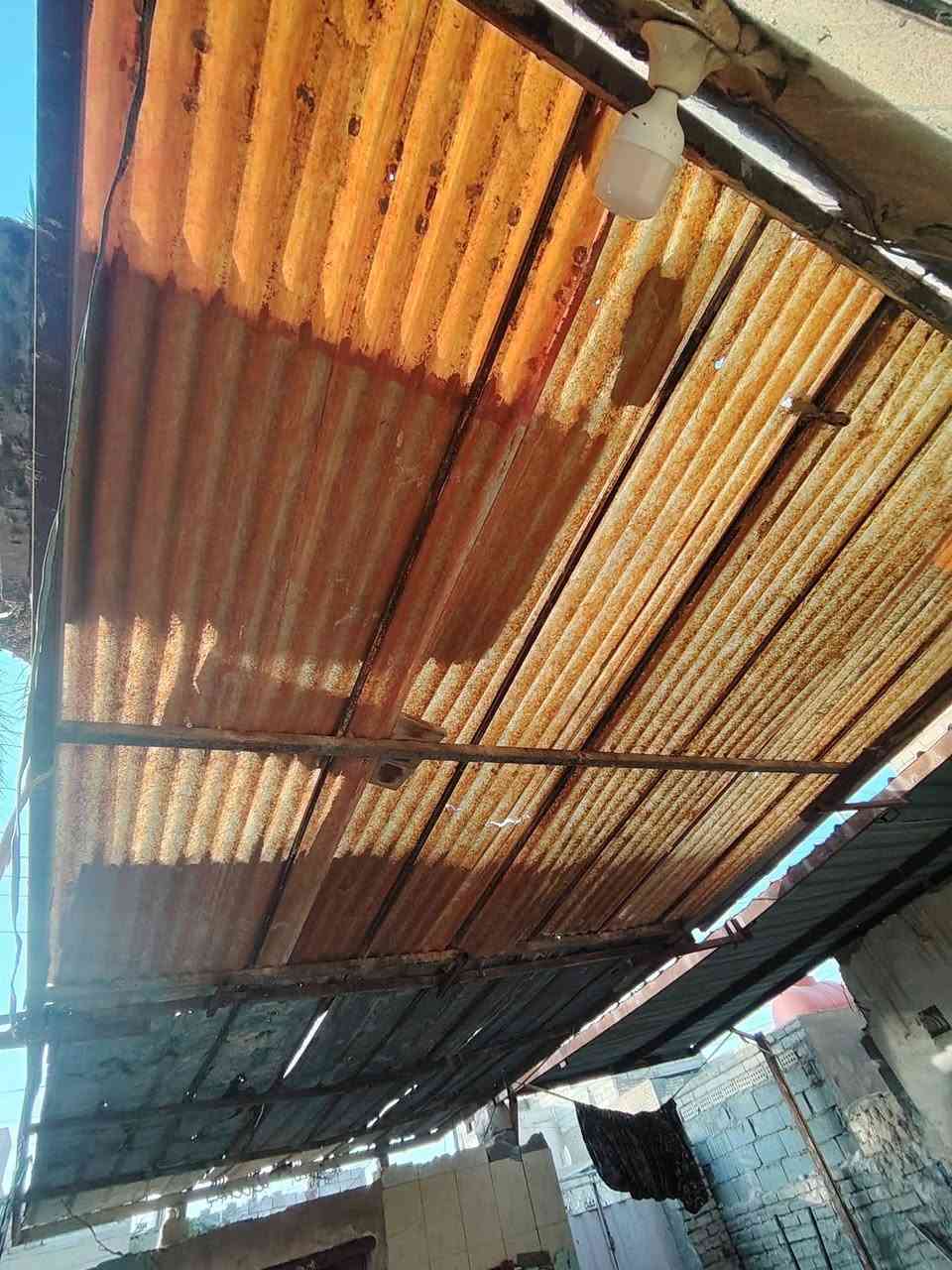 البيع سقفيات حديد ثقيل وسندويج طول 4متر ثنين ***********
