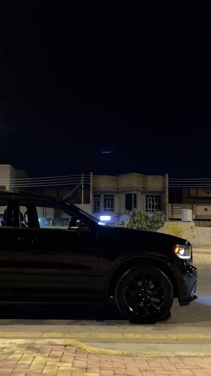 اللهم صلي على محمد وآل محمد ✨
-السلام عليكم 
دوج #دورنكو  2018 جي تي بلاس 
Dodge durango Gt plus vip 
 فول مواصفات 1/1 عدة الرادار 
المواصفات :
🟩فتحت سقف( سلايد روف)
🟩كراسي جلد
🟩جلد اسود مطرز احمر بلادي 
🟩كراسي كهرباء
🟩مري قلاب
🟩كراسي الامامية ولخلفية تدفأة
🟩كراسي الامامية (نفخ)
🟩بصمة تشغيل 
🟩يدات الابواب لمس
🟩لاقطات صوت المكالمات بلسقف 
🟩بصمات بوب 3 باب السائق باب الراكب وباب الصندوق بصمة 
🟩تشغيل عن بعد 
🟩تحكم استيرن جهتين
🟩تحكم صوت الشاشة 
🟩اوامر صوتية 
🟩نضام eco (ايكو) لتقليل صرف الوقود
🟩لدات في مكان الاكواب مع الابواب بلادي
🟩 نضام صوت ( السماعات) beats ودمام بلادي 
🟩مخرج كهرباء لتشغيل اجهزة كهربائية
🟩شاشة عطلات
🟩شاشة الدشبول اكبر حجم
🟩 2شاشات خلفية بلكشن بلادية 
🟩نضام الشاشات كاملة عربي  
🟩مخارج HDMI
🟩كامرة خلفية دوار
🟩صندوق كهرباء
🟩ويل حجم 20 بلادي GT 
🟩هوك خلفي بلادي مع مخرج  كهرباء
🟩اوتو ستارت ستوب نضام اطفاء المحرك بلازدحامات 
🟩 بريك خلفي اوتو اذا وراك احد تضرب بريك وحدها على البگ
🟩حساسات خلفية 
🟩تبريد 3 قطع ثلج 
🟩دمام صوت بلادي 
🟩مخارج شحن USB
🟩انضمة قيادة ايكو +سبورت+تراكشن 
🟩 شفتات استيرن 
🟩انضمة بور ستيرن رياضية +مريح+عادي(تتحكم بلاستيرن ثكيل ووسط وخفيف)
🟩نضام خرائط بلشاشة بلادي 
🟩 قرص CD في التجوة الامامية بلادي
🟩مخرج AWX 
🟩دفتر السيارة مال شركة موجود لبلادي
🟩دبل تچوة امامية +خلفية vip
🟩مري كهرباء
🟩مري تدفأة
🟩جام اوتو 
🟩لايت زنون بلادي عالي ناصي مع لدات بلادية وكشافات لد
🟩كرسي السائق خزن 2 وضعيات 
🟩 نضام تعتيم المري اذا اكو لايت سيارة قوي وراك ميأثر على عينك
🟩گير طيارة 8 نمر 
🟩محرك 3600
🟩لستيرن يصعد وينزل ويتقدم 
🟩كشافات ضباب
🟩دبل اكزوز 
🟩تجوات الراس الخلفية كهرباء ينزلن 
7راكب
 
اخوان السيارة حادثها سطحي بدون ايرباك ولا دواخل ولا بچم ونصبتها حلوة والف عافية عل ياخذها مامتعوبة السيارة محرك وكير زبد نعومة ونشاط رقم بغداد باسمي وسعرها 235  
*********** متوفر واتساب
