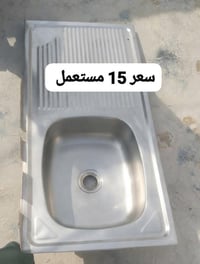 مستعمل • خزانة • بدون تفاصيل