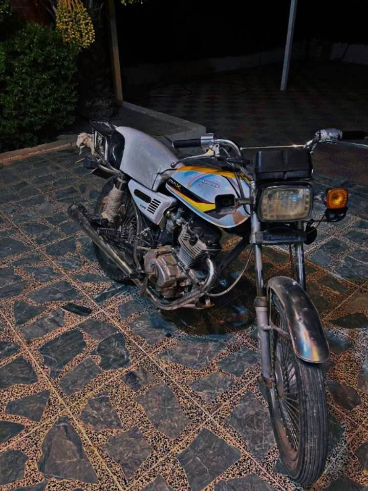 السلام عليكم موطور تايكر السعر350وبي مجال رقم الهاتف ***********
