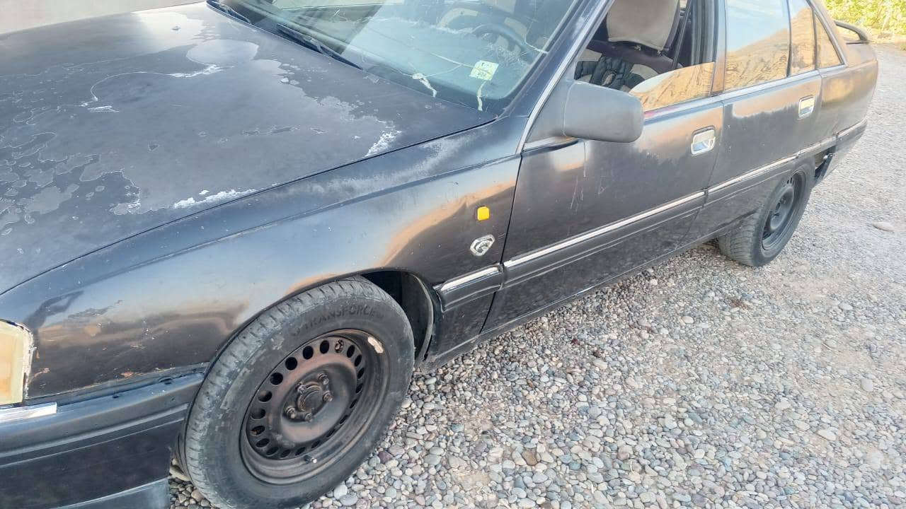مكلف بلنشر اوبل اوميكا للبيع موديل 92حجم 20كيرمحرك شرط كهربائيات كلهه شغاله تايرات نص طخم نضيف السعر 20وبيهه مجال ***********شرط التحويل
