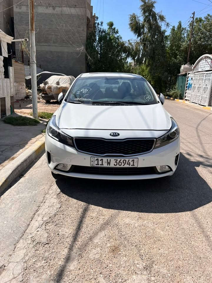 البيع كيا سيراتو مديل 17 فول الفول فتحه بصمه شفتات ستيرن يدات نيكل شاير بل مري ترحيب صندوك ذكي لد خلفي مامي حساس خلفي مامي فول الفول سياره رقم بغداد جديد هزه جديده تحويل مباشر سياره 3 قطع ونص صبغ وقطعه تبديل ول باقي مكفول بدون يرباك و دواخل سياره جاهزه كير مكينه تبريد تخم تاير ويل كب 5 مكان سياره بغداد الكاضميه السعر 107  وبيها مجال بصيط ***********
