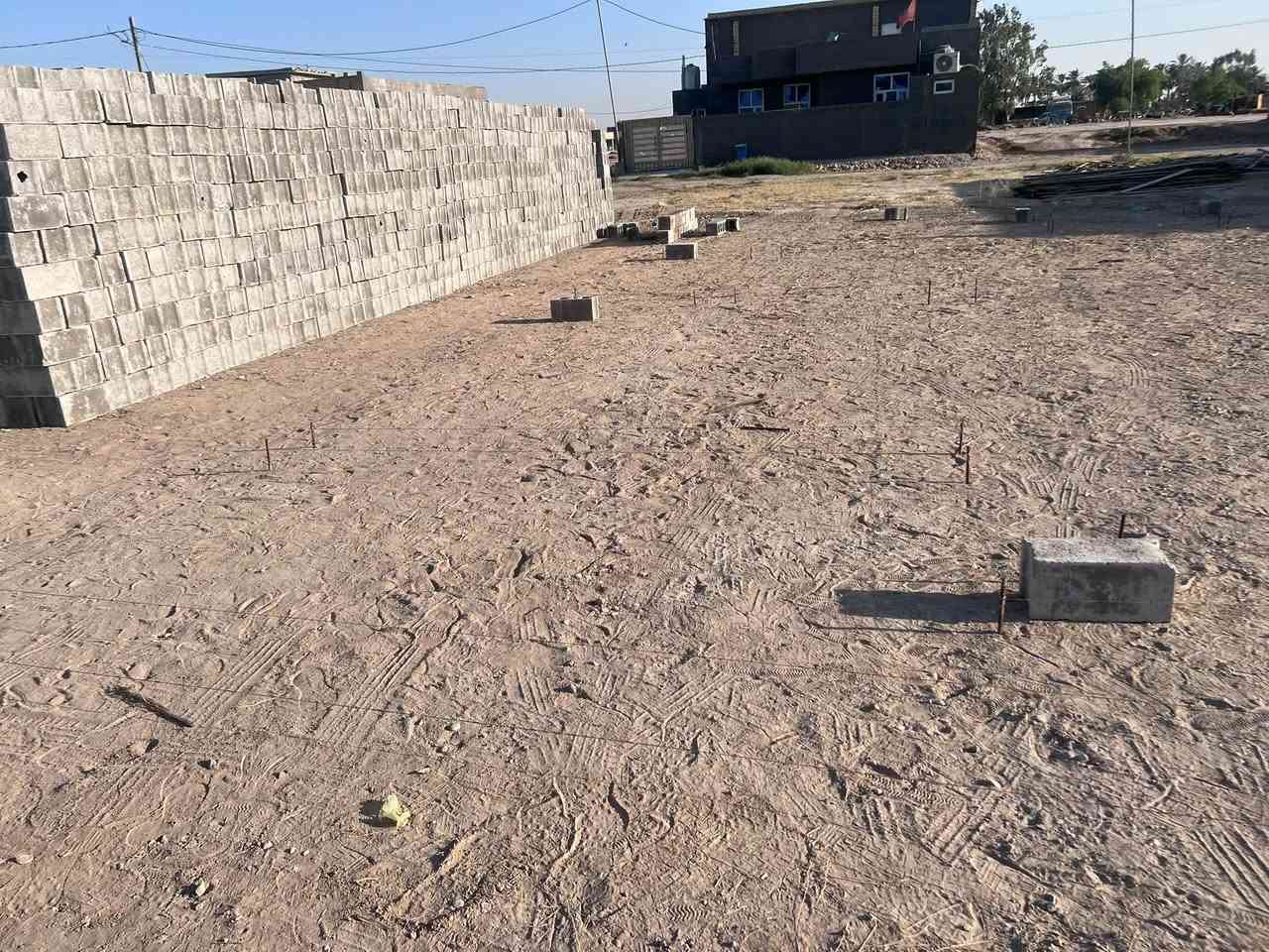 ‏قطعة أرض للبيع مساحة 300 متر بستان الدفتري منطقه تاج الدين بيها 2000بلوكه للبيع رقم الهاتف ***********
