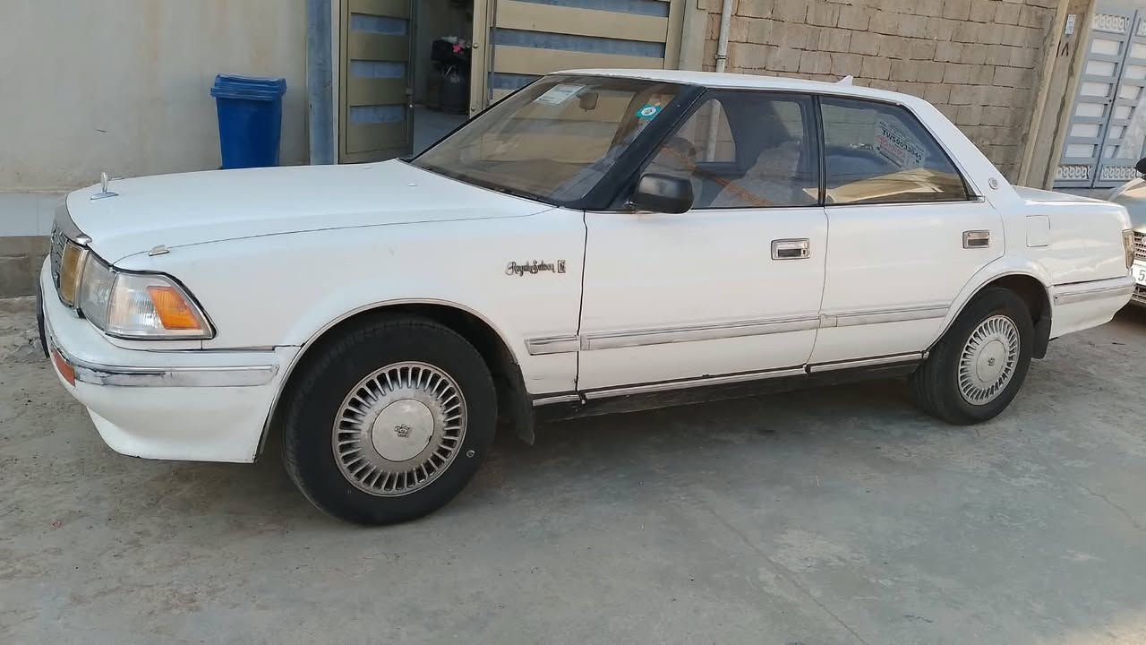 السلام عليكم هارتوب سيدان موديل 1989 كير محرك بطة 2500 كهربائية كلها شغالة كير محرك شرط طخم تايرات جديد طخم خلفي امامي جديد سيارة ماتصرف عليها دينار السعر (48 )ورقة كتبت السعر خاطر لاتكول وين السعر الشراي يخابرني والرزق على الله لحد يكسر بحلال العالم رجاء 

***********
