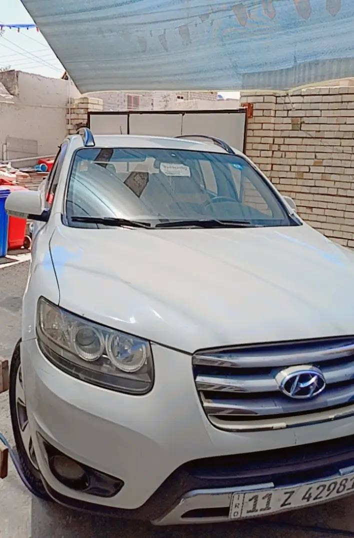 للبيع سنتافيا 2012 

 خليجي  شركه عامه

مكينة 6 سلندر ( 3500 ) 

السياره  نضيفا خير من الله 
سونار موجود ويه صور

مكينه كير مكفولات خير من الله 

رقم بغداد الدولي بأسمي شخصياً 

السعر160وبيه مجال
مكان السيار بغداد
الهاتف ***********
