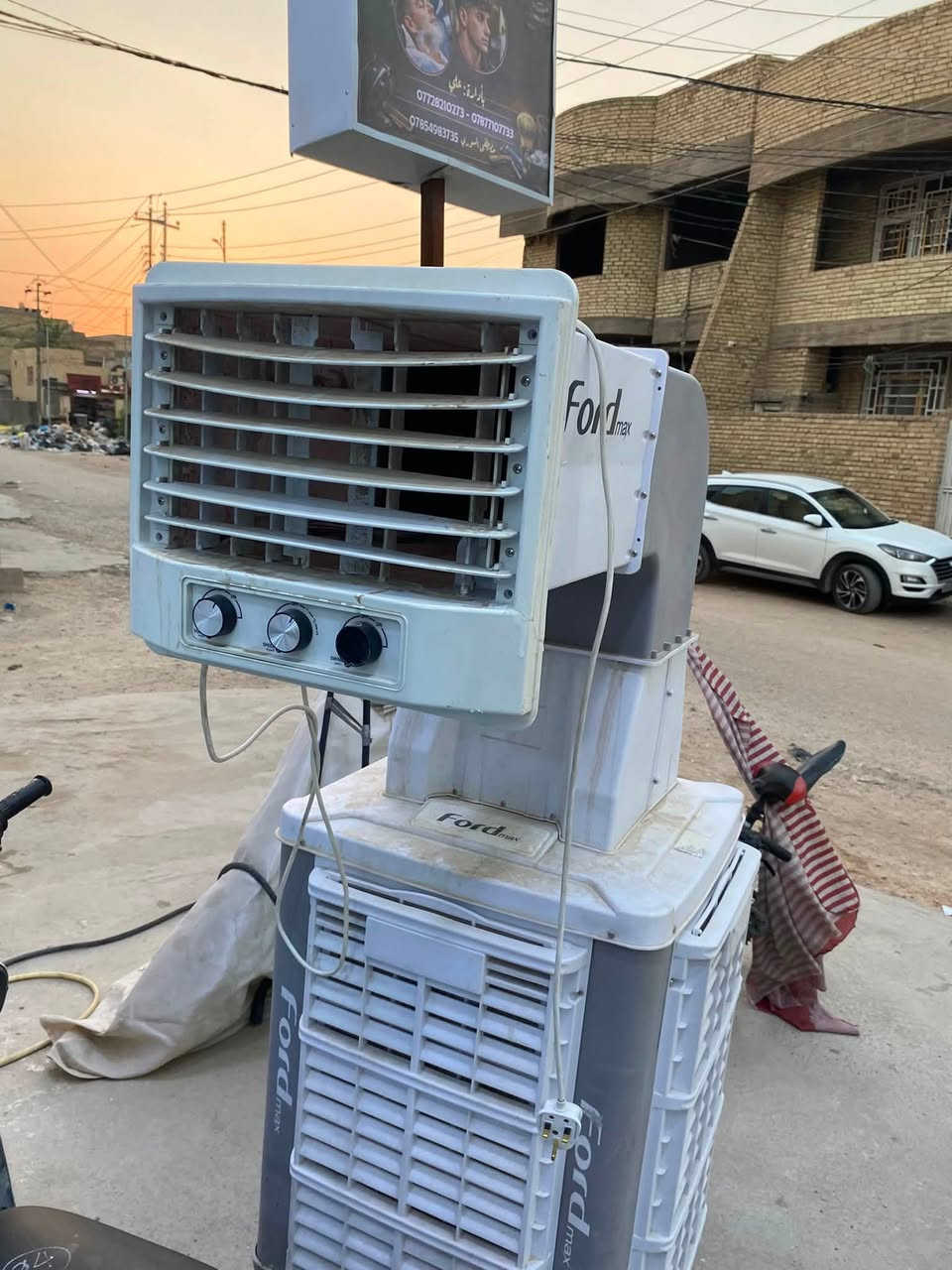للبيع مبرده جديده حجم وسط مكان حي العباس فرع الاول سعره ٢٥٠ الف للستفسار ***********
