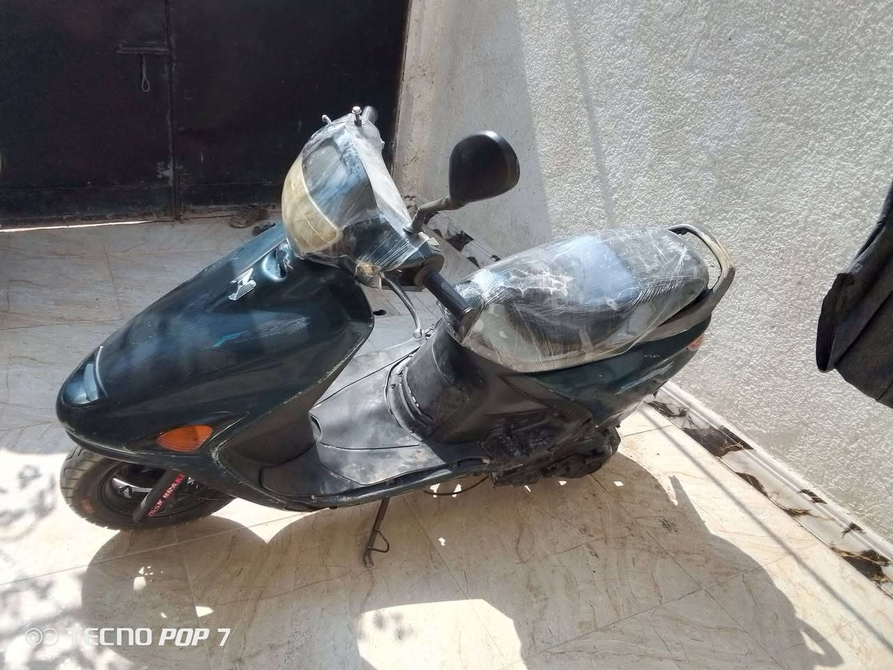 فراشه شغاله من كلشي كهربائيات وسحب قوي ونهضه قويه السعر 275 تشتغل هندر وسلف دكه وحده مكاني البصره المطيحه رقمي للتواصل ***********

نص مكتوب في الصور:
- TECNO POP 7