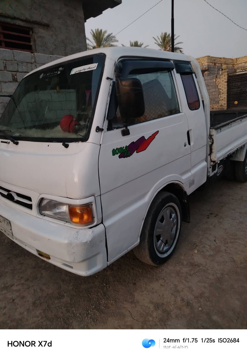 كيا 95,    7جنكال  
كير ومحرك واكسل وحداديه  خير من الله تخم تأير مصبوغه عام السعر 47وبيه مجال حك الجيه 
بابل قضاء القاسم ***********
