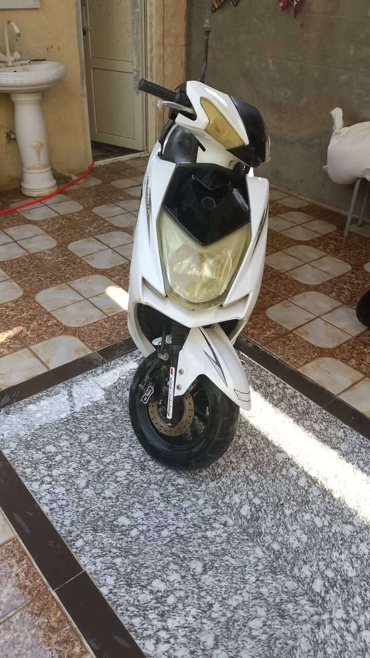 عندي دراجات لبيع ***********
