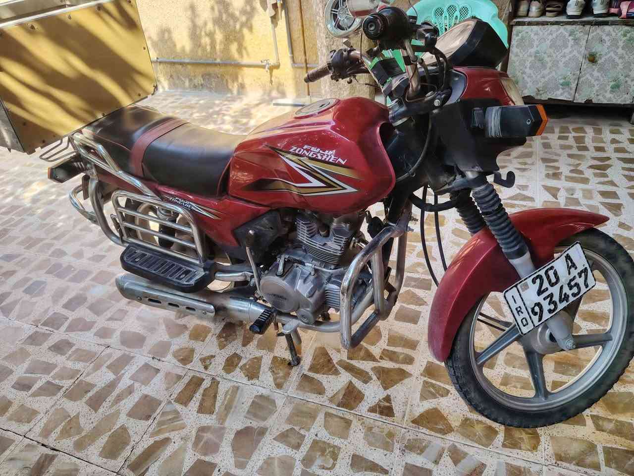 دراجه فيوني البيع موديل 20 كفاله عامه مكينه برغي ما مفتوح منه كهربائيات كله شغاله السعر 1500 ميلون نص بيه مجال مكاني ديالى بعقوبه المفرك رقمي ***********
