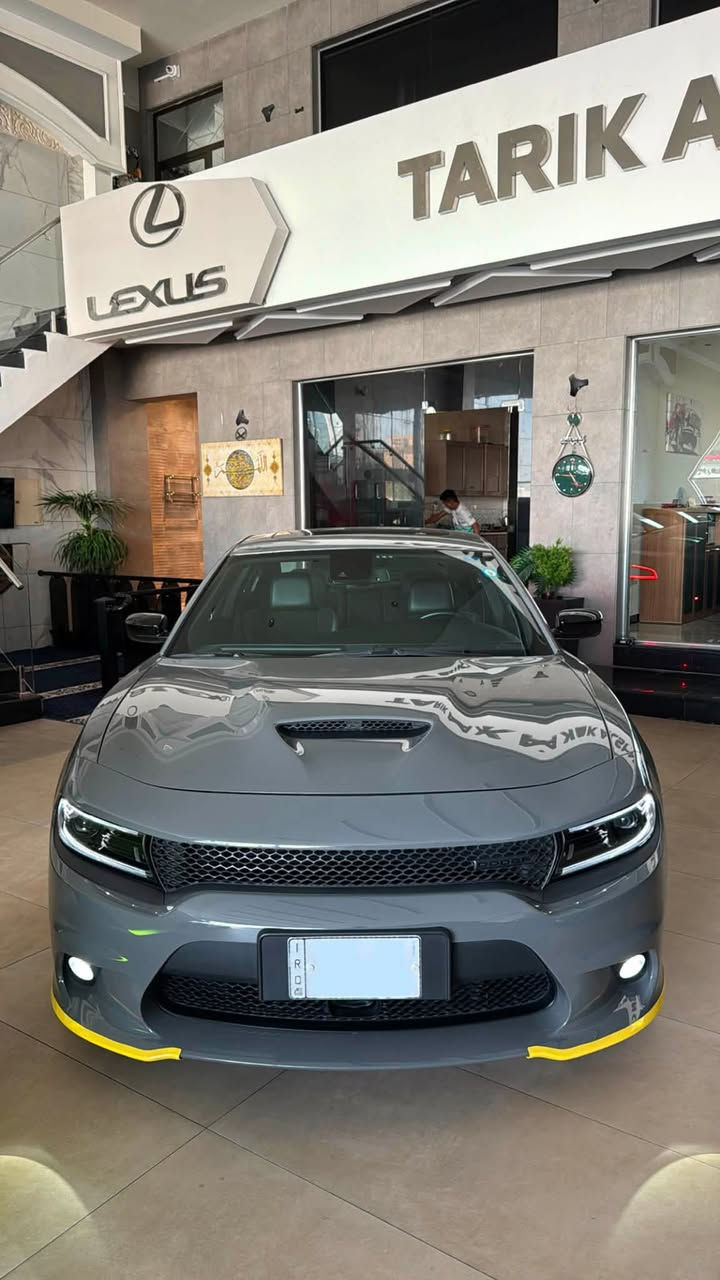 Charger GT Plus 2023 | 🔥

* محرك 3.6L V6 Pentastar
* قوة 300 HP
* ناقل حركة أوتوماتيك ZF 8 سرعات
* نظام Sport Driving Modes
* مقاعد Alcantara فاخرة
* تبريد وتدفئة المقاعد
* تدفئة المقود
* تشغيل بصمة + Remote Start
* شاشة Uconnect قياس 8.4 إنش
* كاميرا خلفية + حساسات + رأدار
* Blind Spot Radar
* إضاءة Full LED
* جنوط رياضية 20 إنش
* ماشية 17 ألف كم فقط
* السيارة بحالة ممتازة وجاهزة للفحص

المعرفة السعر أرسل كلمة : GT

موقع السيارة : بغداد
***********
