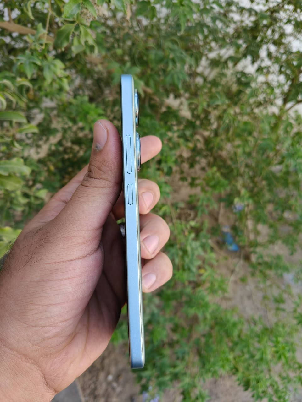 بوكو F6 ذاكرة 512 العشوائيه 12+12 نضافه الجهاز 100% معالج snapdragon® 8s gen 3 Mobile platform ينطيك ببجي 120 فريم حقيقي وبكل الالعاب 120 واكثر بسلاسه الجهاز كامل ملحقات كارتون وشاحنه الاصليه 90w وكفر كامل مكفول كفاله عامه حته من الشخط السعر 450 او مراوس عنواني شط العرب ***********

