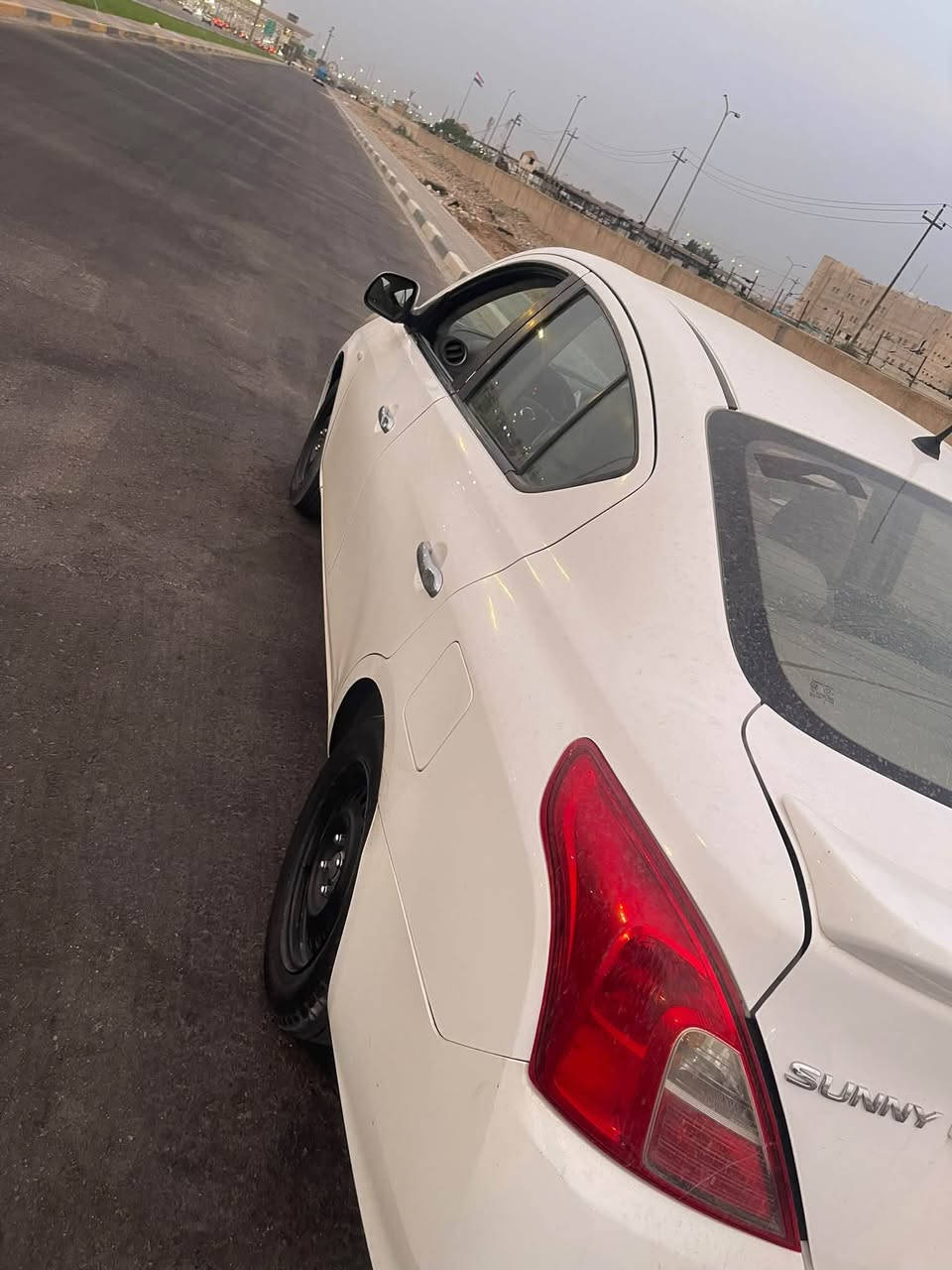 نيسان صني • ٢٠٢٢ • ماشي ١٠٨٠٠٠