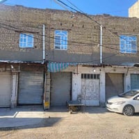 سوق بعقوبة • ٥ محلات ٣ شقق • ٣٠٠م