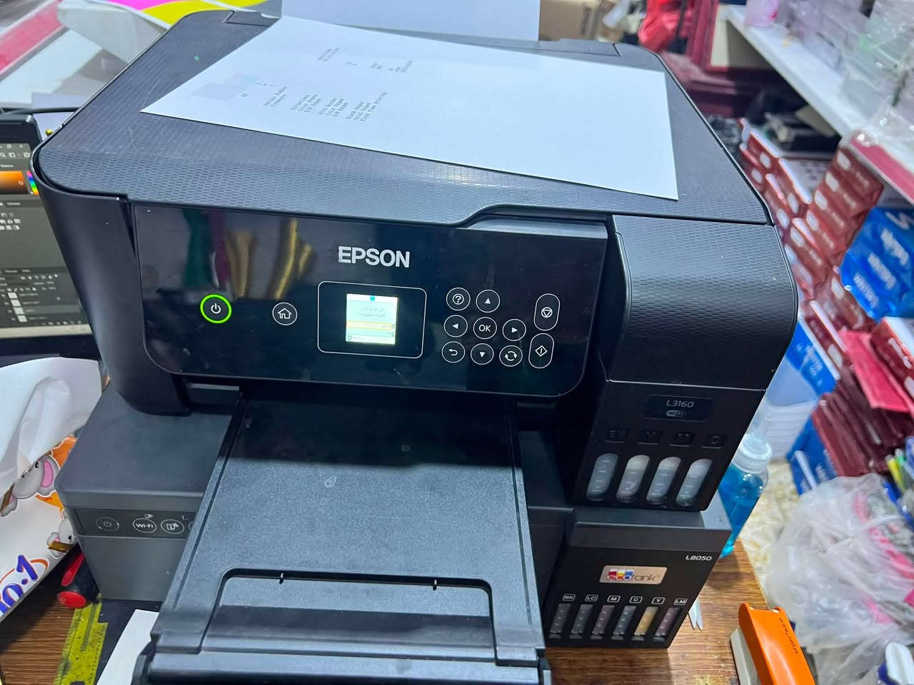طابعة ابسون 3160

سكنر وايف فاي تطبع صور فوتو غرافيه 

كل التفاصيل مذكورة بالفديو 

سعرها ٢٣٥ الف 

واتس اب ***********
