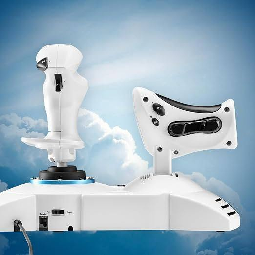 يالله/ توفر قطعة واحدة 🚨
محاكي الطيران الاحترافي  Thrustmaster T-Flight Hotas One MSFS(collector's edition)✈️

مكون من قطعتين (joystick+throttle)🕹️

الحالة: جديد New✅

متوافق مع :PC, Xbox One, Xbox Series S, Xbox Series X🎮🖥️

السعر: 165 الف شامل التوصيل لجميع محافظات العراق 🚚🇮🇶

للحجز خاص 📩او واتساب ***********📞

ابرز المميزات/
🎮 تجربة طيران واقعية وغامرة لمحبي Microsoft Flight Simulator والألعاب الجوية
✈️ ترخيص رسمي من Microsoft Flight Simulator
🎮 توافق مباشر مع PC و Xbox Series X|S
🕹️ Joystick احترافي بتصميم مريح وأرجونومي
⚙️ 5 محاور تحكم لمزيد من الدقة والسيطرة
🔘 14 زر + Trigger + Hat Switch للتحكم الكامل أثناء الطيران
🚀 Throttle منفصل وقابل للفصل لاستخدام أكثر مرونة
🔄 نظام Rudder مزدوج للتحكم بحركة الطائرة والانعطاف
🎚️ مقاومة الـJoystick قابلة للتعديل حسب تفضيلك
🛋️ مناسب للاستخدام على المكتب أو حتى على الحضن
🛩️ يدعم إضافة T.Flight Rudder Pedals لتجربة أكثر احترافية
🎯 مناسب لمختلف أنواع الطيران: مدني، حربي، ومحاكاة الطيران
🔌 Plug & Play مع Microsoft Flight Simulator على الأجهزة المدعومة 

للحجز خاص 📩او واتساب ***********📞
