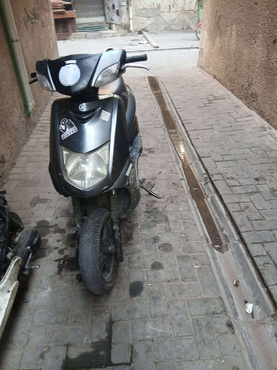 دراجه سكنس نثية كامله شغاله 
السعر 275 الف
الرقم 0774349946
