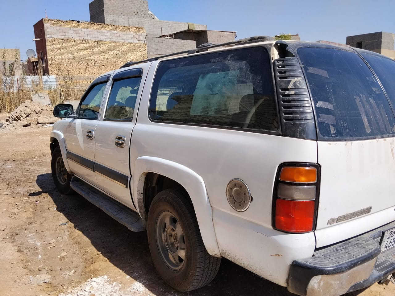 سوبر بان 2000 محرك 5300 كير700 مكفولة من الضربة  كير محرك  كفالة تخم تاير جديد صدر جديد تبريد نقص كمبريسر عاطل انطيك كمبريسر وياها رقم صلاح الدين بسمي شرط التحويل المكان بغداد الشعب السعر 70وبيه مجال امراوس ماكو مشكلة الشراي يتصل ***********
